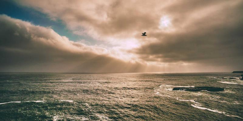 工业制造数字主线构建：如何实现自动化部件精密加工的全价值链数据贯通