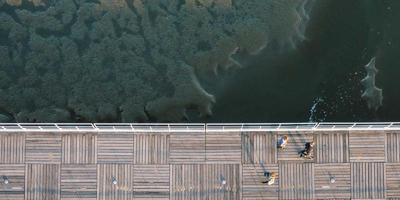 工业边缘计算赋能精密加工：自动化部件实时质量控制与设备监控的实践革命